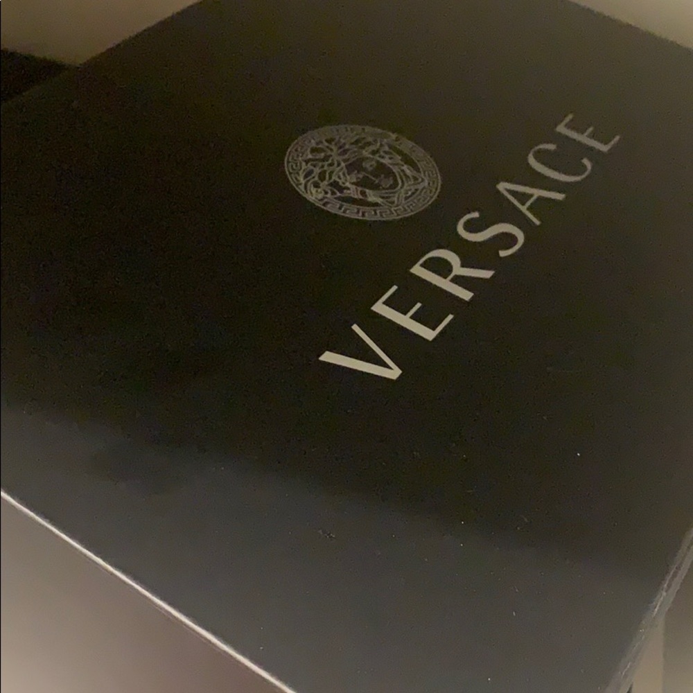 Versace Robe - Picture 3 of 3